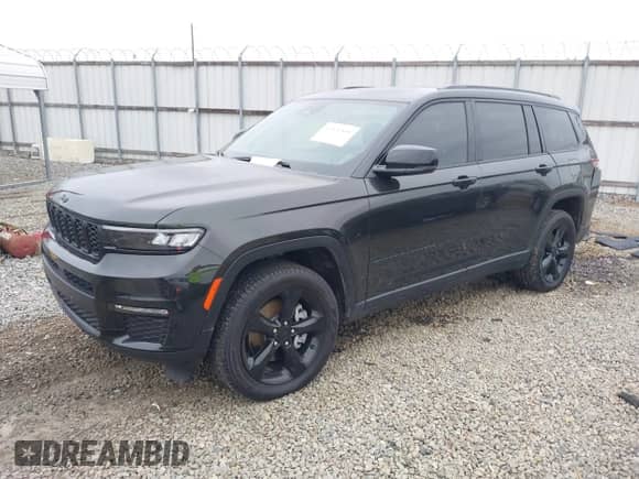 2024 Jeep Grand Cherokee Limited with VIN 1C4RJJBGXR8575743, listed as a IAAI auction lot 41520599 with 16,664 mi miles and . Bid and sale history available at DreamBid. Image 2.
