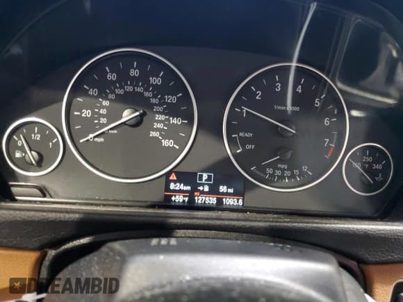 ✅ 2015 BMW 4 Series 428i xDrive • VIN: WBA3V9C59F5A78248 • Lot: 84363695. Wystawiony na Copart z przebiegiem 127 535 mil. Bezpłatny archiwum sprzedaży aukcyjnych z USA i szczegółowy raport historii pojazdu na DreamBid. Zdjęcie 9.