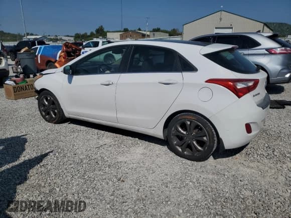 ✅ 2013 Hyundai Elantra • VIN: KMHD35LE5DU103891 • Lot: 80140255. Listed on Copart with 88,488 mi. Free auction sales archive from the USA and detailed vehicle history report at DreamBid. Image 2.
