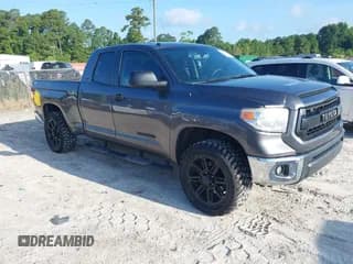 ✅ 2017 Toyota Tundra SR • VIN: 5TFRM5F17HX122558 • Lot: 42538409. Listed on IAAI with 206,592 mi. Free auction sales archive from the USA and detailed vehicle history report at DreamBid. Image 1.