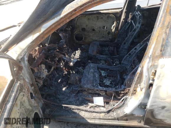 2010 Hyundai Elantra GLS z VIN KMHDU4AD5AU075460, wystawiony jako Copart lot #65904364 z przebiegiem Nie podano mil oraz Nie do naprawy • Non repairable. Historia ofert i sprzedaży dostępna na DreamBid. Obrazek 7.