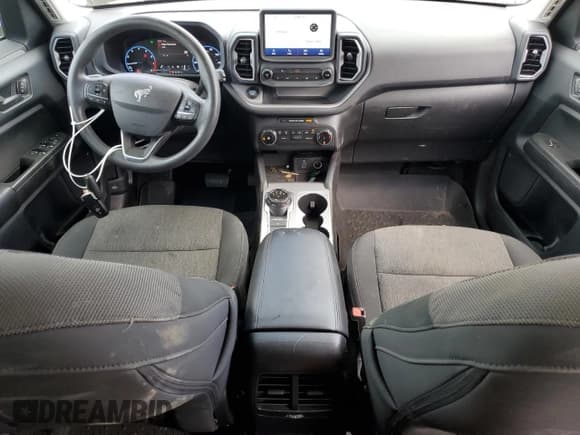 ✅ 2024 Ford Bronco Sport Big Bend • VIN: 3FMCR9B67RRE30318 • Лот: 71085175. Опубликован ранее на Copart с пробегом 22 811 миль. Бесплатный доступ к архиву аукционных продаж из США и подробный отчёт об истории автомобиля на DreamBid. Изображение 8.