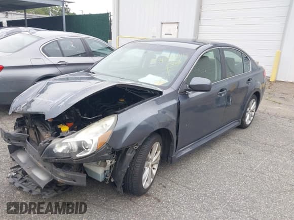 ✅ 2014 Subaru Legacy Premium • VIN: 4S3BMBC65E3036264 • Lot: 42519113. Listed on IAAI with 190,947 mi. Free auction sales archive from the USA and detailed vehicle history report at DreamBid. Image 19.