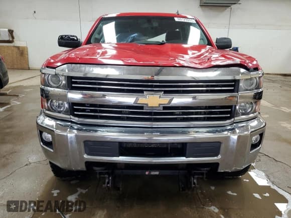 ✅ 2015 Chevrolet Silverado 2500HD LT • VIN: 1GC2KVEGXFZ144312 • Lot: 69129955. Wystawiony na Copart z przebiegiem 208 764 mil. Bezpłatny archiwum sprzedaży aukcyjnych z USA i szczegółowy raport historii pojazdu na DreamBid. Zdjęcie 5.