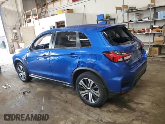 2021 Mitsubishi Outlander ES with VIN JA4APUAU6MU027527, listed as a Copart auction lot 69366035 with 44,854 mi miles and Salvage title. Bid and sale history available at DreamBid. Image 2.