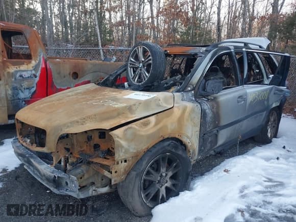 ✅ 2004 Volvo XC90 • VIN: YV1CZ59H841061857 • Лот: 41191628. Опубликован ранее на IAAI с пробегом Не указан. Бесплатный доступ к архиву аукционных продаж из США и подробный отчёт об истории автомобиля на DreamBid. Изображение 2.