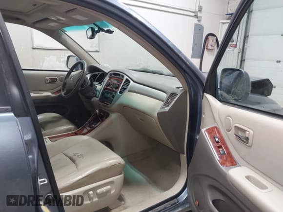 ✅ 2007 Toyota Highlander w/3rd Row • VIN: JTEEP21AX70228856 • Lot: 42881798. Wystawiony na IAAI z przebiegiem 192 419 mil. Bezpłatny archiwum sprzedaży aukcyjnych z USA i szczegółowy raport historii pojazdu na DreamBid. Zdjęcie 5.