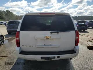 ✅ 2008 Chevrolet Suburban LTZ • VIN: 1GNFK16Y68R279024 • Lot: 72581004. Wystawiony na Copart z przebiegiem 109 305 mil. Bezpłatny archiwum sprzedaży aukcyjnych z USA i szczegółowy raport historii pojazdu na DreamBid. Zdjęcie 6.