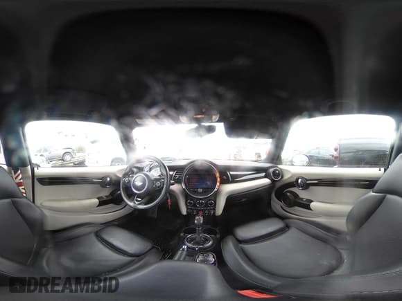 ✅ 2014 MINI Hardtop S • VIN: WMWXM7C51ET987469 • Lot: 43581447. Listed on IAAI with 142,143 mi. Free auction sales archive from the USA and detailed vehicle history report at DreamBid. Image 18.