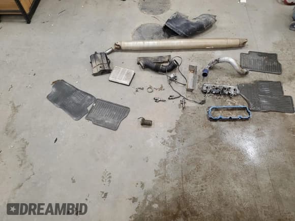 ✅ 2003 Chevrolet Silverado 3500 LS • VIN: 1GCJK39143E219868 • Lot: 73977944. Listed on Copart with 253,740 mi. Free auction sales archive from the USA and detailed vehicle history report at DreamBid. Image 12.