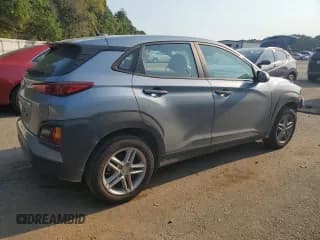 ✅ 2021 Hyundai Kona SE • VIN: KM8K12AA9MU645880 • Лот: 74723704. Опубликован ранее на Copart с пробегом 72 663 миль. Бесплатный доступ к архиву аукционных продаж из США и подробный отчёт об истории автомобиля на DreamBid. Изображение 3.