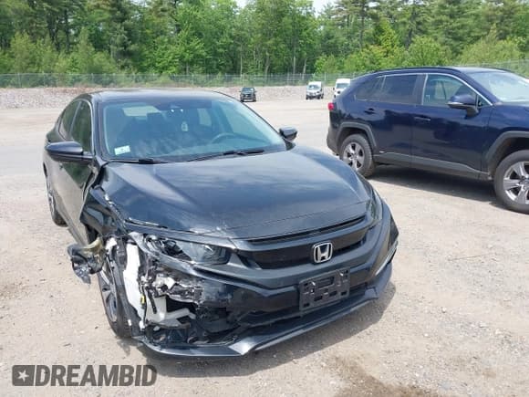 ✅ 2019 Honda Civic LX • VIN: 2HGFC2F62KH560739 • Lot: 42494797. Wystawiony na IAAI z przebiegiem 65 315 mil. Bezpłatny archiwum sprzedaży aukcyjnych z USA i szczegółowy raport historii pojazdu na DreamBid. Zdjęcie 12.