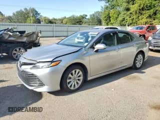 2019 Toyota Camry LE with VIN 4T1B11HK8KU165352, listed as a Copart auction lot 85339085 with 48,586 mi miles and Salvage title. Bid and sale history available at DreamBid. Image 1.