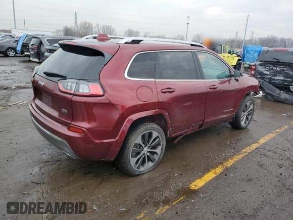 ✅ 2019 Jeep Cherokee Overland • VIN: 1C4PJMJN7KD116482 • Лот: 43687555. Опубликован ранее на Copart с пробегом 31 732 миль. Бесплатный доступ к архиву аукционных продаж из США и подробный отчёт об истории автомобиля на DreamBid. Изображение 3.
