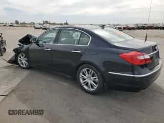 2013 Hyundai Genesis 3.8L z VIN KMHGC4DDXDU237633, wystawiony jako Copart lot #75386804 z przebiegiem 44 507 mil mil oraz Szkoda całkowita • Salvage title. Historia ofert i sprzedaży dostępna na DreamBid. Obrazek 2.
