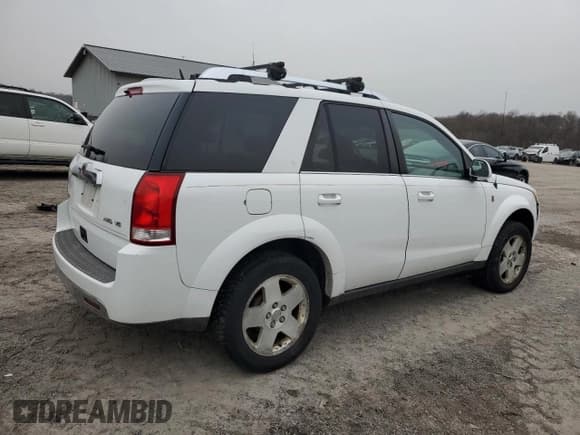✅ 2006 Saturn VUE • VIN: 5GZCZ63456S885697 • Lot: 43635685. Wystawiony na Copart z przebiegiem 283 275 mil. Bezpłatny archiwum sprzedaży aukcyjnych z USA i szczegółowy raport historii pojazdu na DreamBid. Zdjęcie 3.