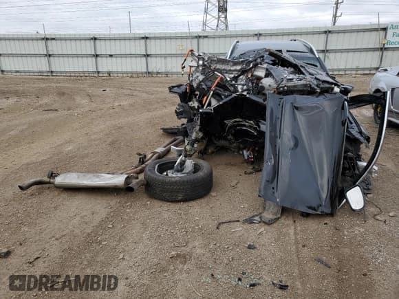 ✅ 2022 Mercedes-Benz EQB 350 • VIN: W1N9M1DB6NN011455 • Lot: 63760902. Wystawiony na Copart z przebiegiem Nie podano. Bezpłatny archiwum sprzedaży aukcyjnych z USA i szczegółowy raport historii pojazdu na DreamBid. Zdjęcie 9.