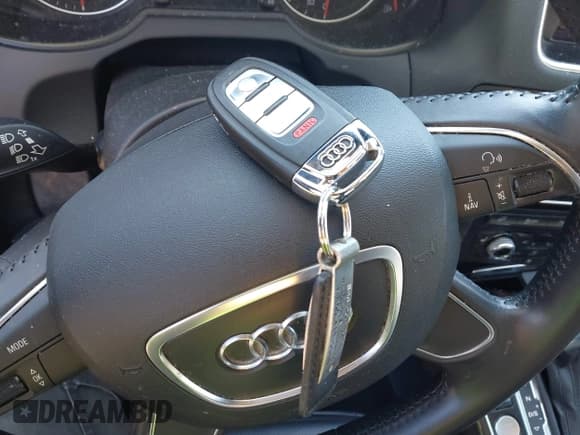 ✅ 2014 Audi Q5 Premium Plus • VIN: WA1LFAFP9EA036092 • Lot: 43856128. Listed on IAAI with 157,002 mi. Free auction sales archive from the USA and detailed vehicle history report at DreamBid. Image 11.