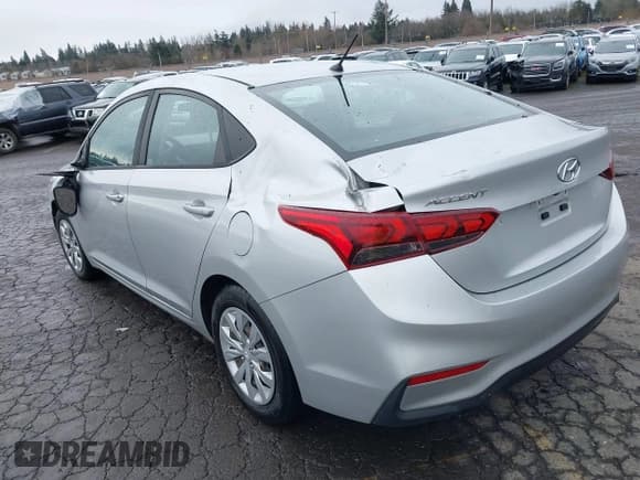 ✅ 2020 Hyundai Accent SE • VIN: 3KPC24A60LE114285 • Лот: 41630893. Опубликован ранее на IAAI с пробегом 68 941 миль. Бесплатный доступ к архиву аукционных продаж из США и подробный отчёт об истории автомобиля на DreamBid. Изображение 3.