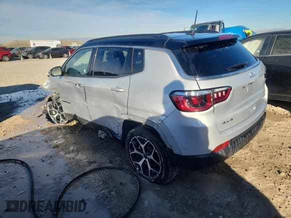 ✅ 2025 Jeep Compass Limited • VIN: 3C4NJDCN5ST546607 • Lot: 90459595. Listed on Copart with 13,243 mi. Free auction sales archive from the USA and detailed vehicle history report at DreamBid. Image 2.