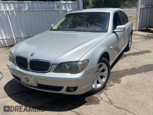 ✅ 2006 BMW 7 Series 750i • VIN: WBAHL83586DT05258 • Лот: 63863055. Опубликован ранее на Copart с пробегом 129 393 миль. Бесплатный доступ к архиву аукционных продаж из США и подробный отчёт об истории автомобиля на DreamBid. Изображение 2.