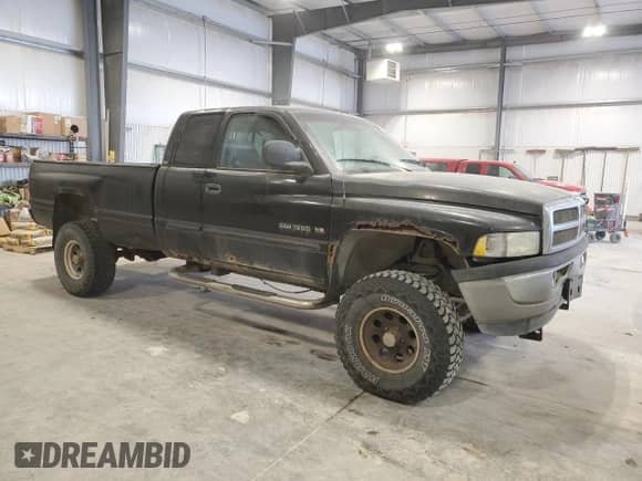 2001 Dodge 1500 with VIN 3B7HF13Z21G808073, listed as a Copart auction lot 82921674 with 146,505 mi miles and Clean title. Bid and sale history available at DreamBid. Image 4.
