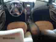 2016 Hyundai Santa Fe z VIN 5XYZU3LBXGG356017, wystawiony jako Copart lot #90609925 z przebiegiem 96 639 mil mil oraz Szkoda całkowita • Salvage title. Historia ofert i sprzedaży dostępna na DreamBid. Obrazek 8.