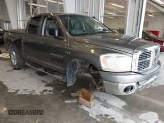 2006 Dodge 1500 SLT z VIN 1D7HU18246S559699, wystawiony jako IAAI lot #42177096 z przebiegiem 161 142 mil mil oraz . Historia ofert i sprzedaży dostępna na DreamBid. Obrazek 1.