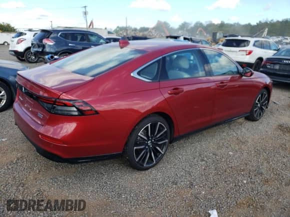 2023 Honda Accord Touring z VIN 1HGCY2F89PA029176, wystawiony jako Copart lot #69119015 z przebiegiem 13 663 mil mil oraz Szkoda całkowita • Salvage title. Historia ofert i sprzedaży dostępna na DreamBid. Obrazek 3.