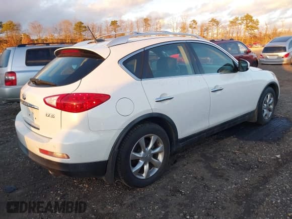 ✅ 2008 Infiniti EX Journey • VIN: JNKAJ09F88M352190 • Lot: 43819598. Wystawiony na IAAI z przebiegiem 186 575 mil. Bezpłatny archiwum sprzedaży aukcyjnych z USA i szczegółowy raport historii pojazdu na DreamBid. Zdjęcie 4.