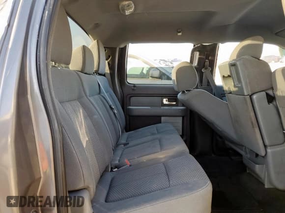 ✅ 2012 Ford F-150 XL • VIN: 1FTEW1CM1CKE31108 • Lot: 66530655. Wystawiony na Copart z przebiegiem Nie podano. Bezpłatny archiwum sprzedaży aukcyjnych z USA i szczegółowy raport historii pojazdu na DreamBid. Zdjęcie 10.