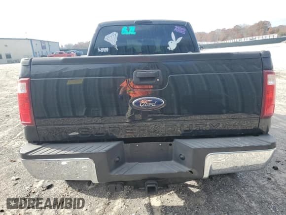 ✅ 2015 Ford F-350 XL • VIN: 1FT8W3BT4FED13218 • Lot: 92572025. Listed on Copart with 124,000 mi. Free auction sales archive from the USA and detailed vehicle history report at DreamBid. Image 6.