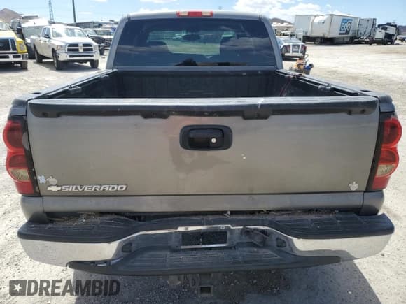 ✅ 2006 Chevrolet Silverado 1500 LT1 • VIN: 1GCEC19T26Z154617 • Лот: 68436384. Опубликован ранее на Copart с пробегом 185 124 миль. Бесплатный доступ к архиву аукционных продаж из США и подробный отчёт об истории автомобиля на DreamBid. Изображение 6.