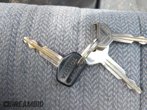 ✅ 1990 Toyota Corolla • VIN: JT2AE91AXL3318396 • Lot: 42186060. Listed on IAAI with 128,403 mi. Free auction sales archive from the USA and detailed vehicle history report at DreamBid. Image 11.