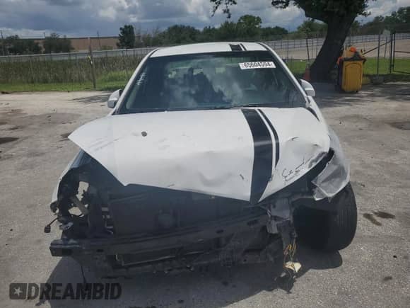 2009 Hyundai Elantra GLS with VIN KMHDU46D99U689934, listed as a Copart auction lot 66932764 with 204,949 mi miles and Non repairable. Bid and sale history available at DreamBid. Image 5.