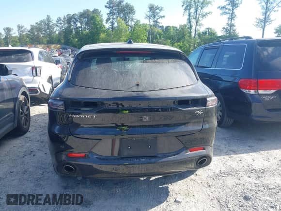 2024 Dodge Hornet R/T z VIN ZACPDFCW4R3A44037, wystawiony jako IAAI lot #42156053 z przebiegiem 17 196 mil mil oraz . Historia ofert i sprzedaży dostępna na DreamBid. Obrazek 16.