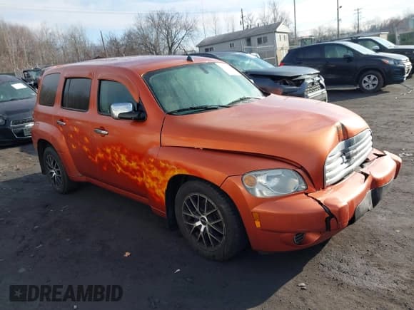 ✅ 2008 Chevrolet HHR LS • VIN: 3GNDA13D38S635583 • Lot: 41657879. Listed on IAAI with 185,060 mi. Free auction sales archive from the USA and detailed vehicle history report at DreamBid. Image 1.