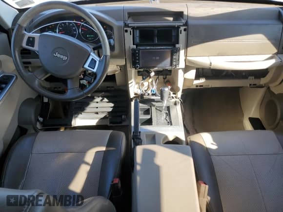 ✅ 2008 Jeep Liberty Limited • VIN: 1J8GP58K38W262934 • Lot: 88959145. Listed on Copart with 116,639 mi. Free auction sales archive from the USA and detailed vehicle history report at DreamBid. Image 8.