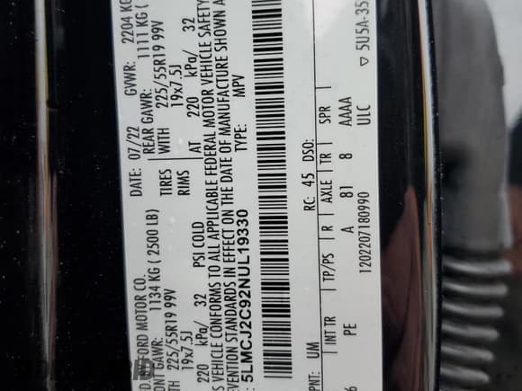 ✅ 2022 Lincoln Corsair Reserve • VIN: 5LMCJ2C92NUL19330 • Lot: 85205755. Wystawiony na Copart z przebiegiem 51 286 mil. Bezpłatny archiwum sprzedaży aukcyjnych z USA i szczegółowy raport historii pojazdu na DreamBid. Zdjęcie 14.