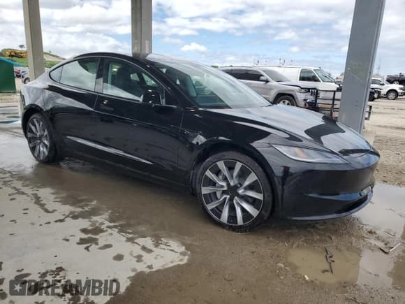 ✅ 2025 Tesla Model 3 Long Range • VIN: 5YJ3E1EB5SF890028 • Lot: 84789045. Wystawiony na Copart z przebiegiem Nie podano. Bezpłatny archiwum sprzedaży aukcyjnych z USA i szczegółowy raport historii pojazdu na DreamBid. Zdjęcie 4.