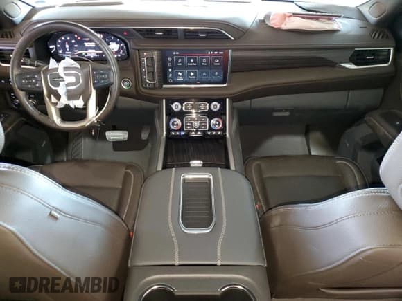 ✅ 2022 GMC Yukon Denali • VIN: 1GKS2DKLXNR243646 • Lot: 66858815. Listed on Copart with 21,815 mi. Free auction sales archive from the USA and detailed vehicle history report at DreamBid. Image 8.