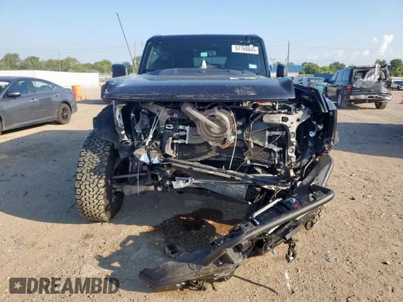 ✅ 2024 Ford Bronco Raptor • VIN: 1FMEE0RR6RLA63233 • Lot: 67768645. Listed on Copart with 14,466 mi. Free auction sales archive from the USA and detailed vehicle history report at DreamBid. Image 5.