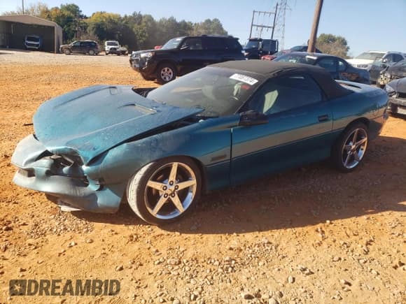 ✅ 1994 Chevrolet Camaro Z28 • VIN: 2G1FP32PXR2165558 • Лот: 77087374. Опубликован ранее на Copart с пробегом 151 008 миль. Бесплатный доступ к архиву аукционных продаж из США и подробный отчёт об истории автомобиля на DreamBid. Изображение 1.