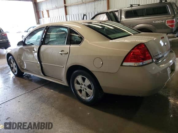 2011 Chevrolet Impala LT Fleet z VIN 2G1WG5EK5B1256163, wystawiony jako Copart lot #82647135 z przebiegiem 120 697 mil mil oraz Szkoda całkowita • Salvage title. Historia ofert i sprzedaży dostępna na DreamBid. Obrazek 2.