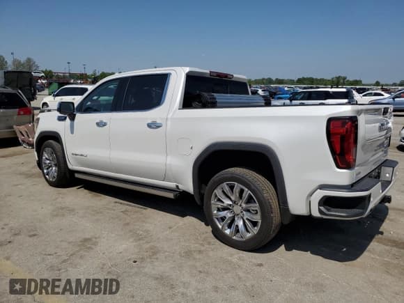 ✅ 2025 GMC Sierra 1500 Denali • VIN: 3GTUUGED6SG121818 • Лот: 54725255. Опубликован ранее на Copart с пробегом 6 919 миль. Бесплатный доступ к архиву аукционных продаж из США и подробный отчёт об истории автомобиля на DreamBid. Изображение 2.