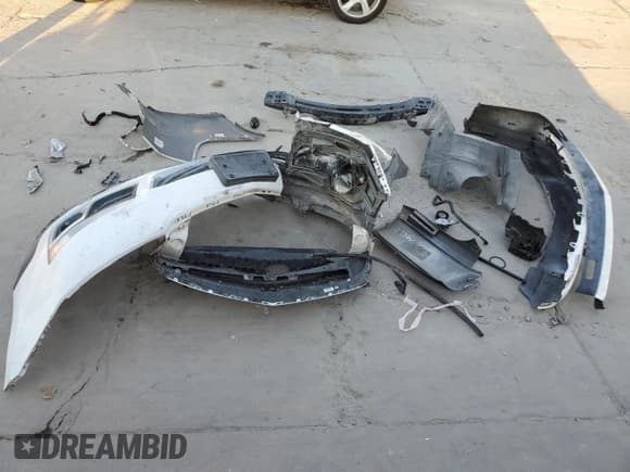 ✅ 2016 Chevrolet Traverse LT • VIN: 1GNKRGKD3GJ345302 • Lot: 74609994. Wystawiony na Copart z przebiegiem Nie podano. Bezpłatny archiwum sprzedaży aukcyjnych z USA i szczegółowy raport historii pojazdu na DreamBid. Zdjęcie 13.