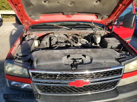 ✅ 2006 Chevrolet Silverado 2500HD LT3 • VIN: 1GCHK23D06F179539 • Лот: 91867895. Опубликован ранее на Copart с пробегом 265 572 миль. Бесплатный доступ к архиву аукционных продаж из США и подробный отчёт об истории автомобиля на DreamBid. Изображение 11.