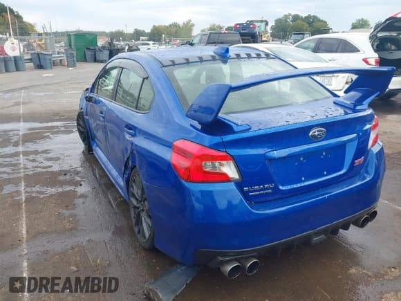 ✅ 2018 Subaru WRX STI Limited • VIN: JF1VA2T65J9807504 • Лот: 43399221. Опубликован ранее на IAAI с пробегом 69 236 миль. Бесплатный доступ к архиву аукционных продаж из США и подробный отчёт об истории автомобиля на DreamBid. Изображение 3.