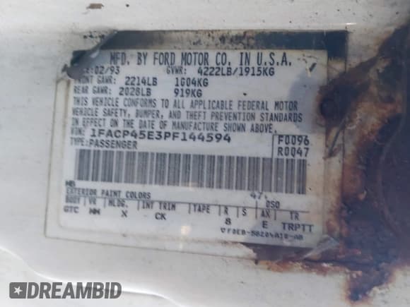 ✅ 1993 Ford Mustang GT • VIN: 1FACP45E3PF144594 • Лот: 43787106. Опубликован ранее на IAAI с пробегом 987 508 миль. Бесплатный доступ к архиву аукционных продаж из США и подробный отчёт об истории автомобиля на DreamBid. Изображение 9.