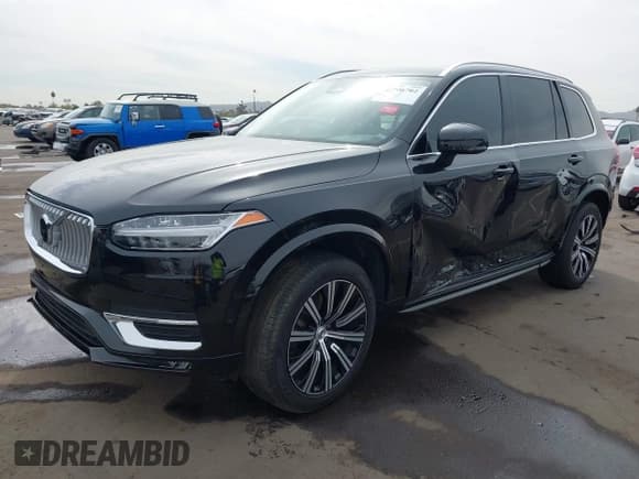 ✅ 2023 Volvo XC90 Plus • VIN: YV4L12PN0P1973047 • Lot: 41906702. Listed on IAAI with 20,615 mi. Free auction sales archive from the USA and detailed vehicle history report at DreamBid. Image 17.
